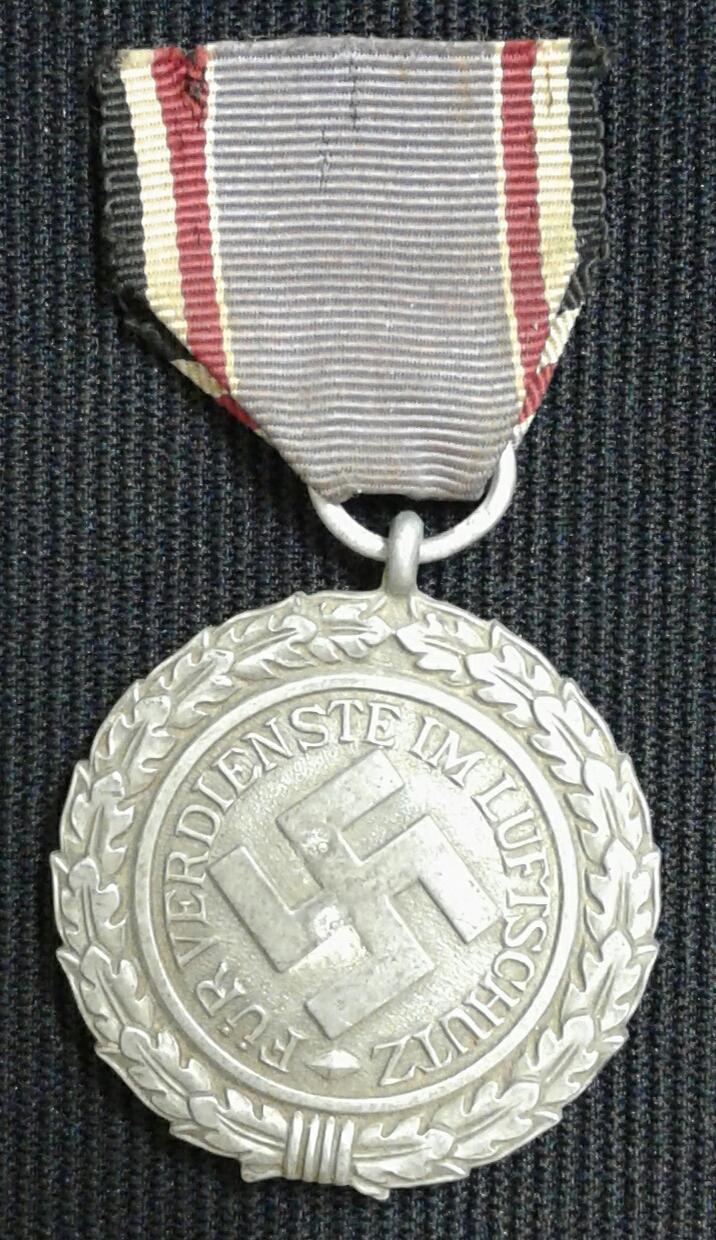 WW2 German Medal/Award