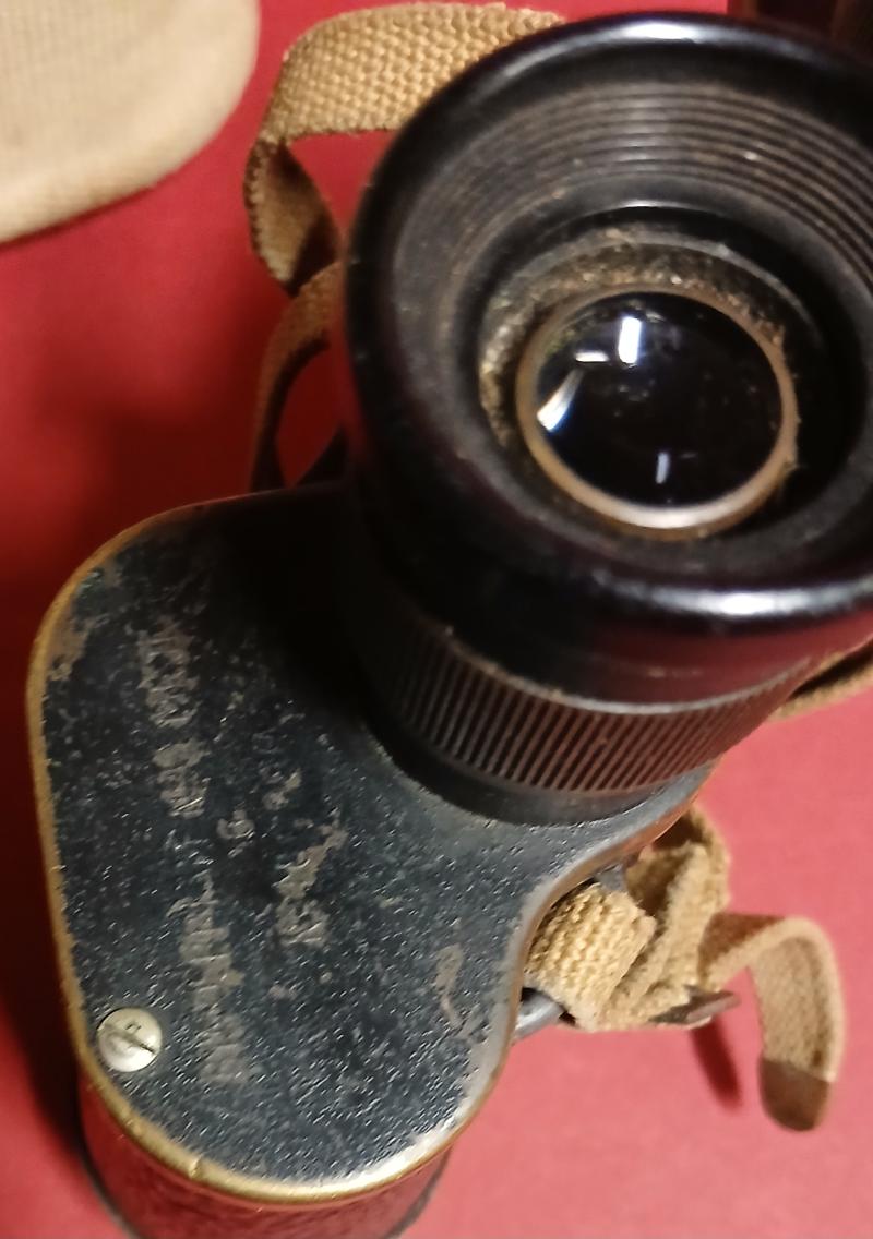 WW2 BRITISH ARMY BINOCULARS No2 MKII & POUCH .