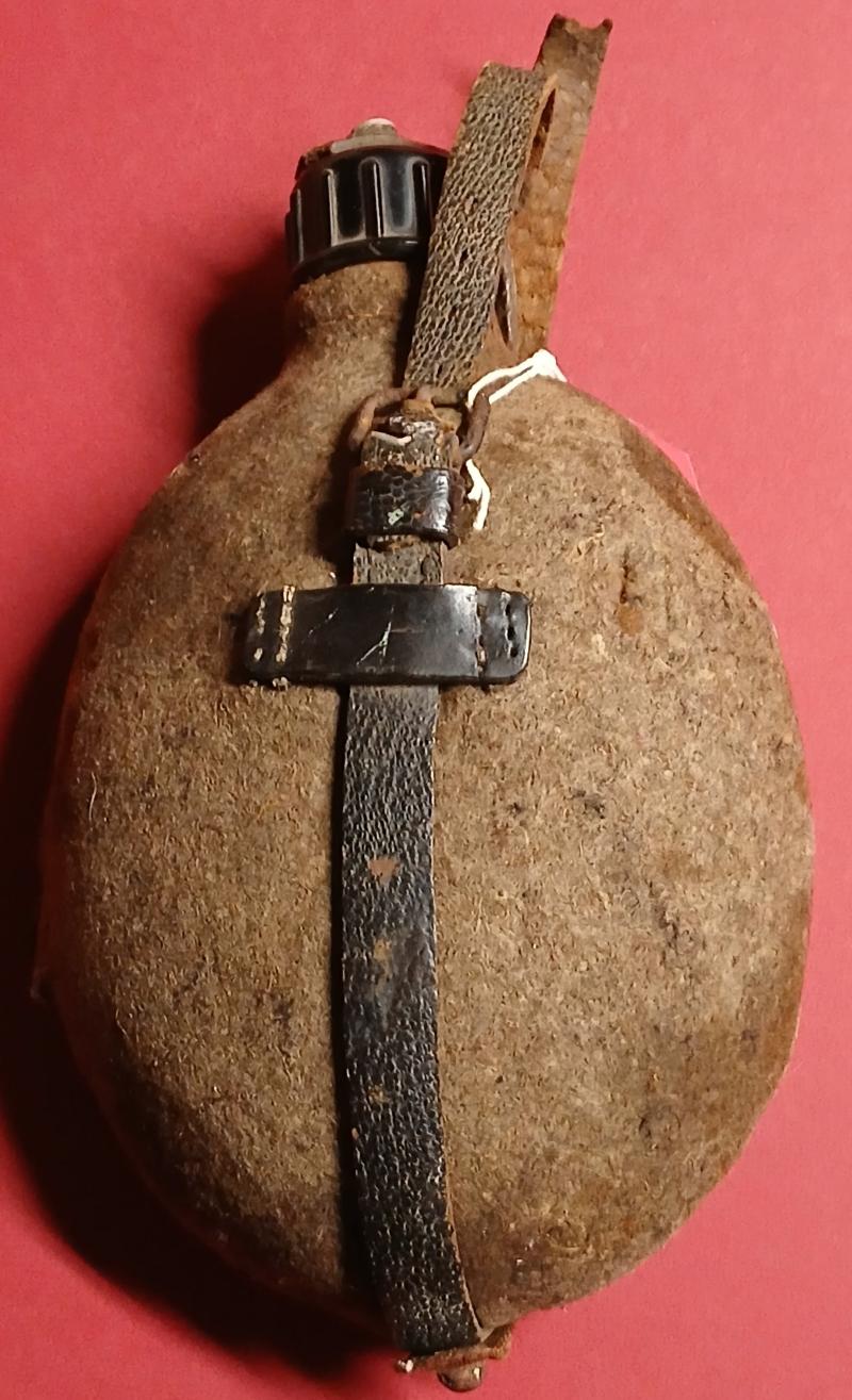 WW2 M31 GERMAN ARMY WATER BOTTLE/ CANTEEN