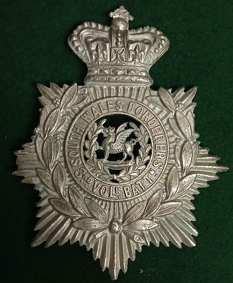 THE SOUTH WALES BORDERERS HELMET PLATE