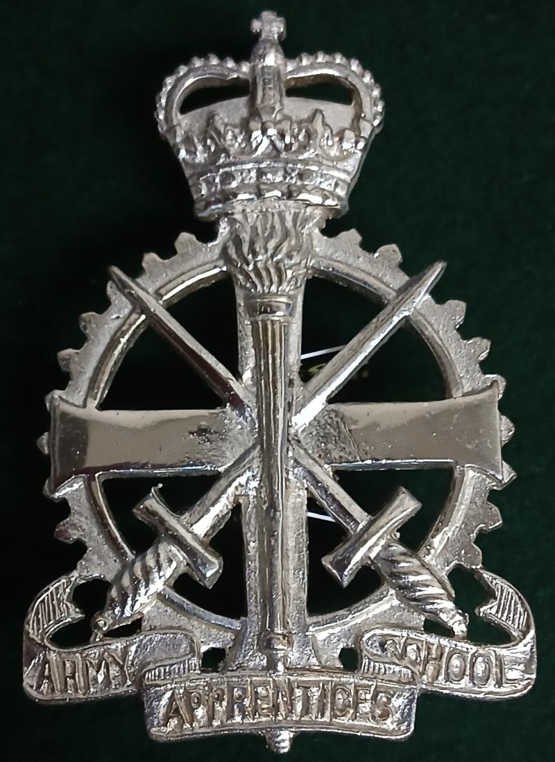 THE ARMY APPRENTICES SCHOOL