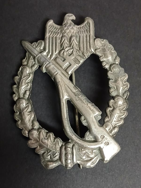 GERMAN WWII WEHRMACHT INFANTRY ASSAULT BADGES