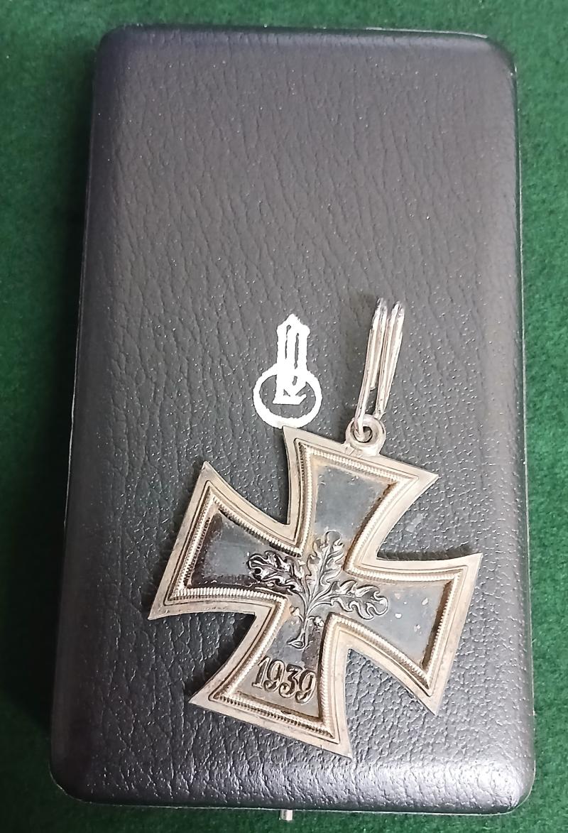 KNIGHTS CROSS OF THE IRON CROSS