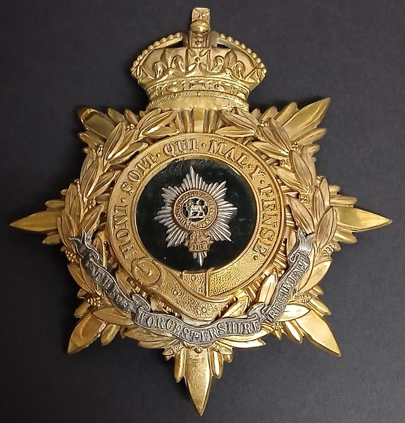 THE WORCESTERSHIRE REGIMENT